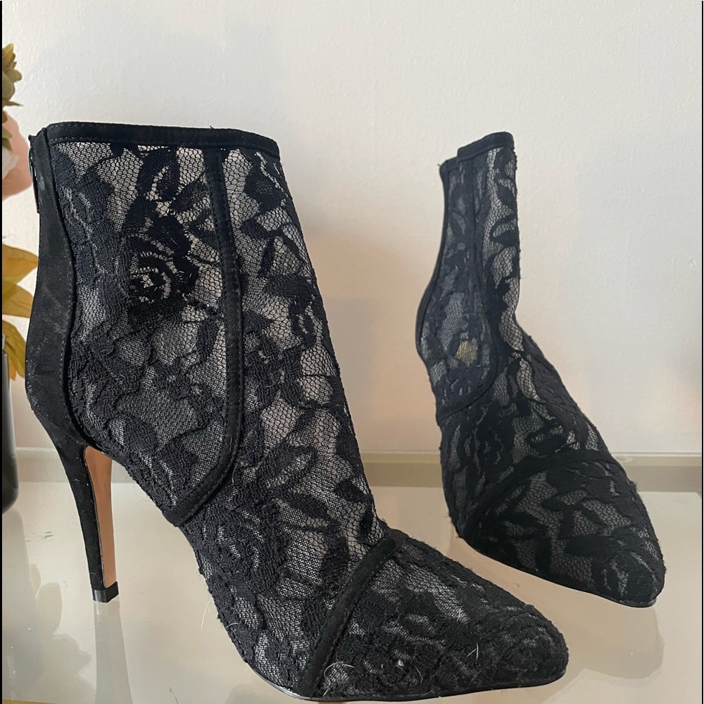 New York & Company | Mesh booties | Size 8